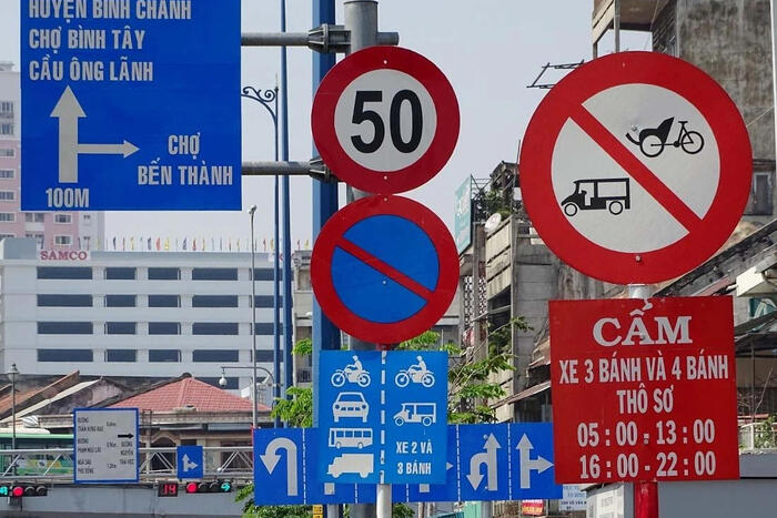 Tiếp tục rà soát, xử lý dứt điểm bất cập trong tổ chức giao thông đường bộ