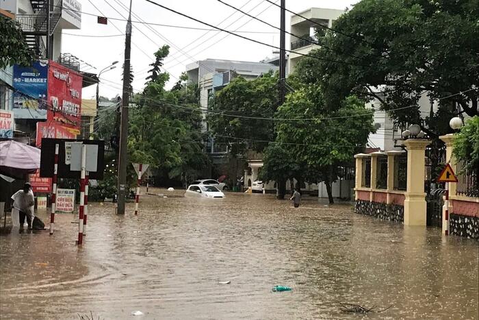 Cục Đường bộ Việt Nam: Tập trung triển khai ứng phó, khắc phục hậu quả mưa lũ tại miền Bắc và Bắc Trung Bộ