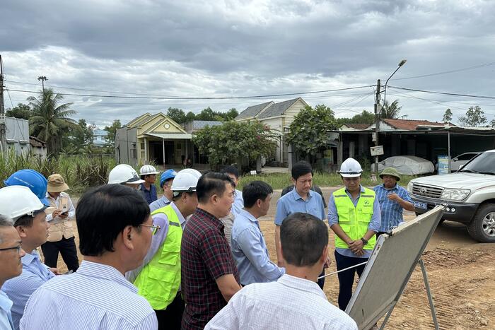 Cục trưởng Bùi Quang Thái kiểm tra tiến độ dự án cải tạo, nâng cấp Quốc lộ 14E tại tỉnh Quảng Nam