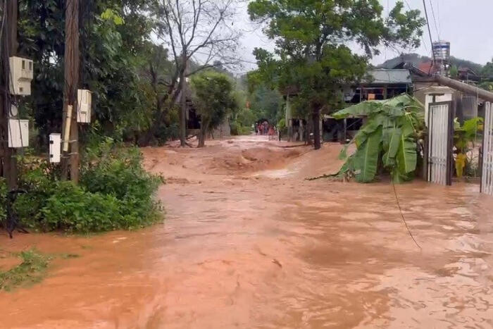 Khẩn trương khắc phục hậu quả mưa lũ tại Điện Biên và ứng phó sạt lở, lũ quét tại các tỉnh miền núi, trung du Bắc Bộ