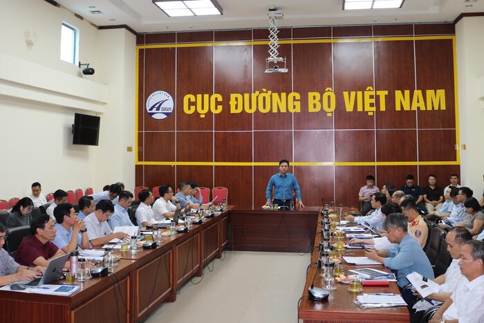 Hoàn thiện Quy chuẩn báo hiệu đường bộ theo hướng thống nhất, hiện đại, sát thực tiễn