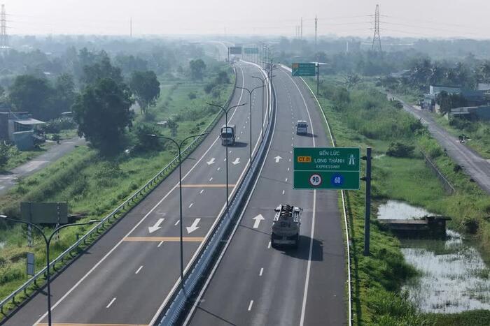 Cao tốc Bến Lức - Long Thành mở đường cho nông sản, du lịch miền Tây