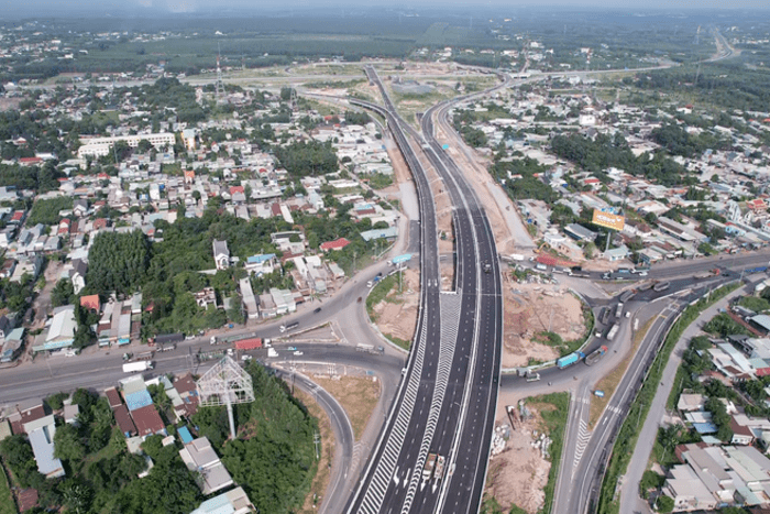 Miền Đông Nam Bộ: Nối thông 3 tuyến cao tốc, mở đường giảm tải QL51 trong tháng 10