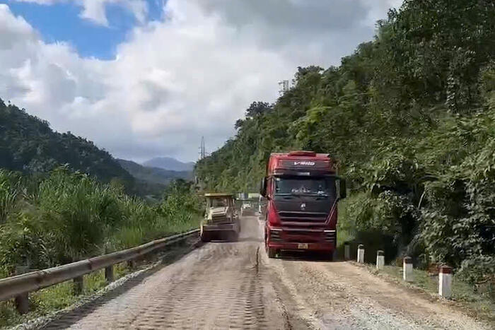 Điều tiết giao thông trên đường Hồ Chí Minh nhánh Tây phục vụ thi công 4 dự án bảo trì