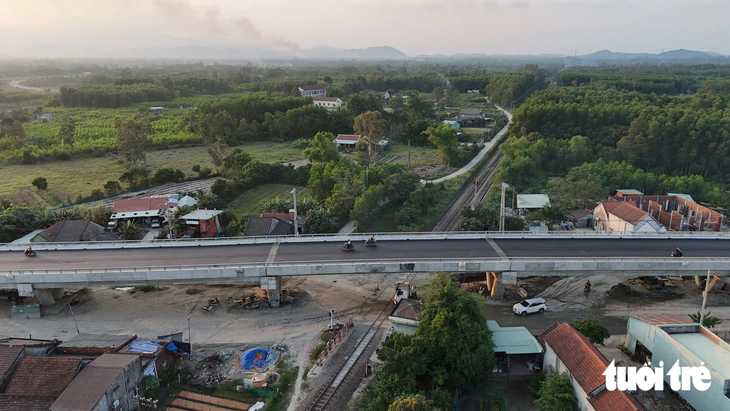 Diện mạo quốc lộ 14E hơn 1 . 800 Tỉ Trước ngày hết hạn thi công năm 2026 - Ảnh 3.